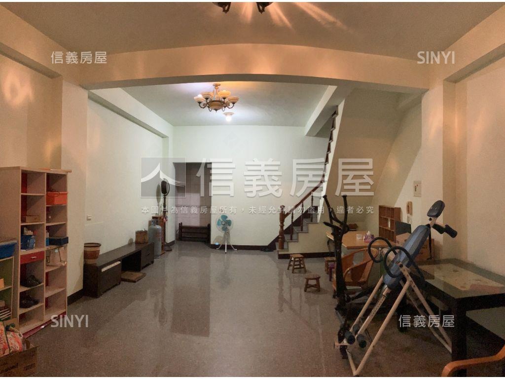 海佃熱鬧商圈旁美麗透天房屋室內格局與周邊環境