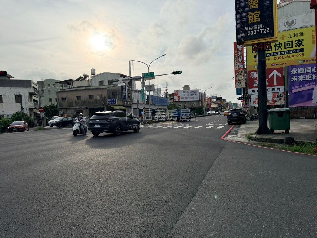 東成街一樓寓房屋室內格局與周邊環境