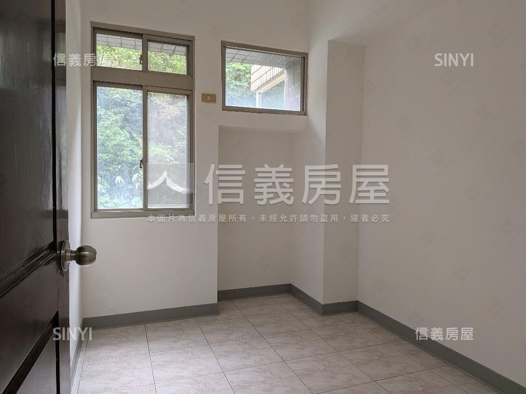 安心成家電梯兩房房屋室內格局與周邊環境