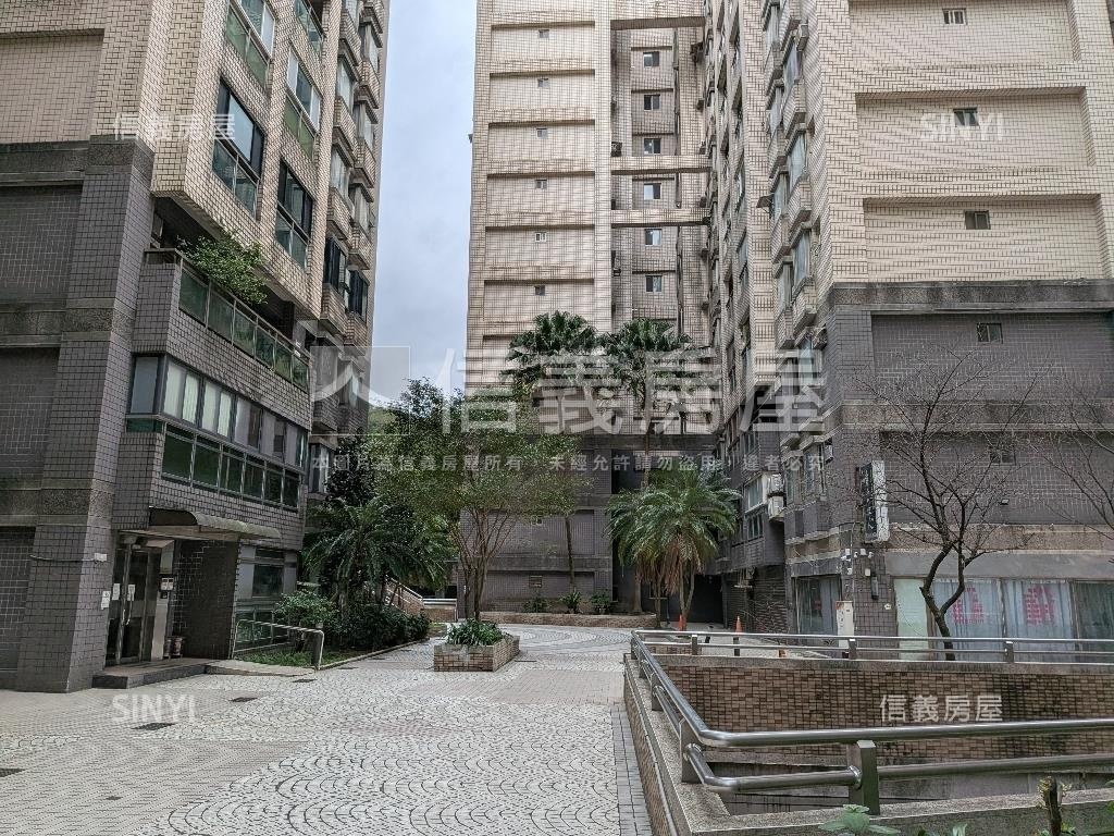 安心成家電梯兩房房屋室內格局與周邊環境