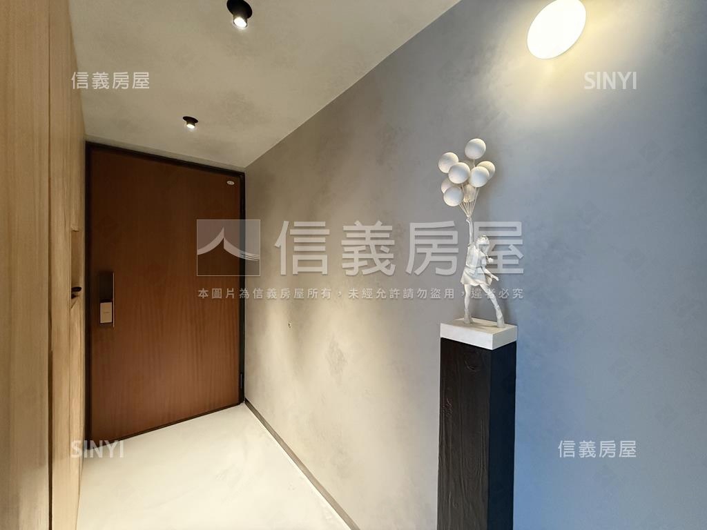 東騰信義質感裝潢三房房屋室內格局與周邊環境