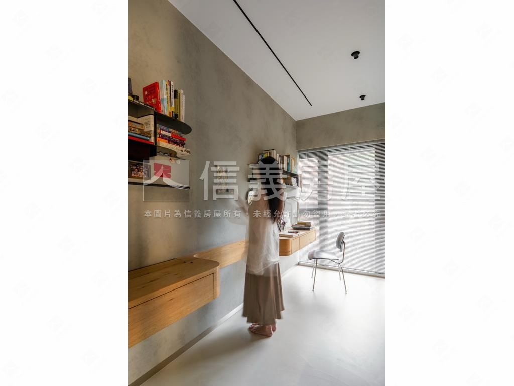 東騰信義質感裝潢三房房屋室內格局與周邊環境