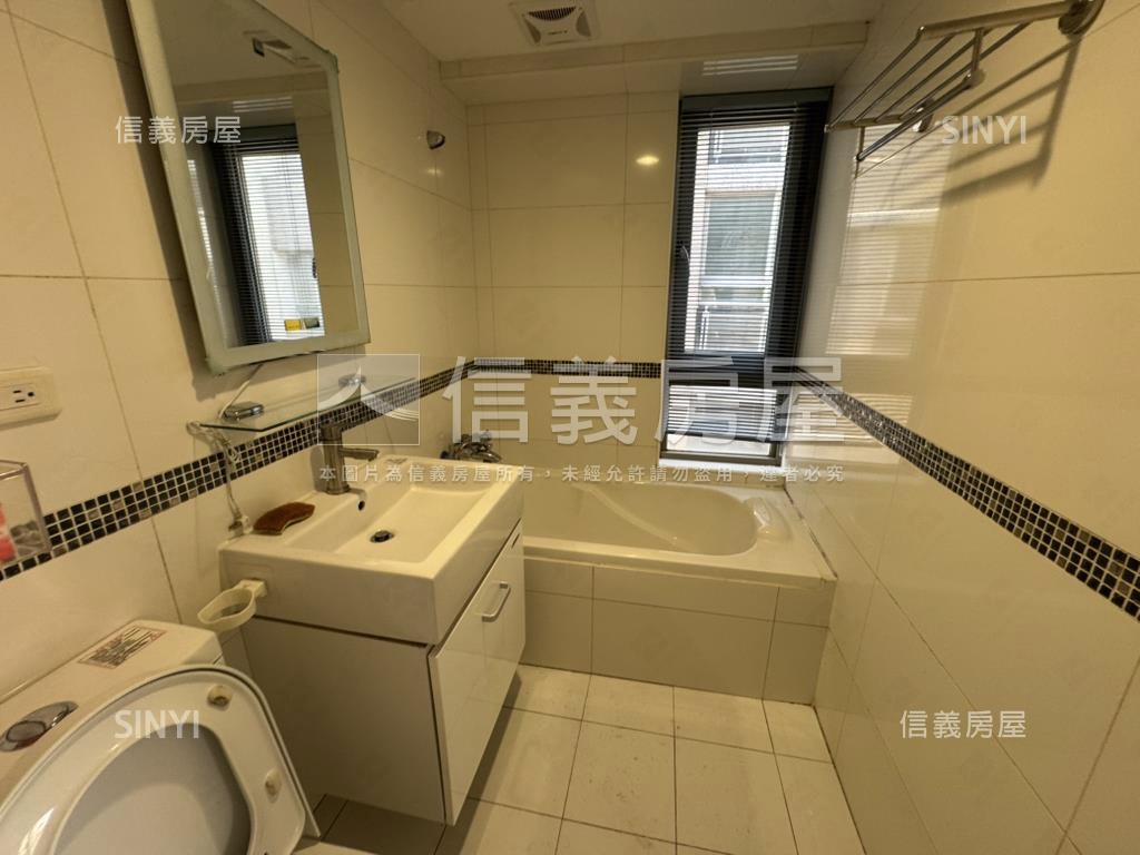 舞揚一綻高樓採光兩房車位房屋室內格局與周邊環境