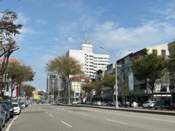 東榮路視野三房平車