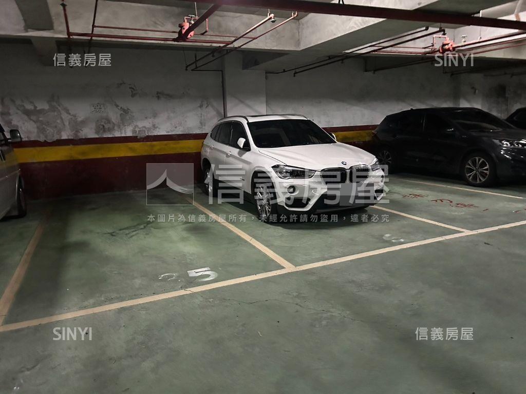 三重捷運明亮美辦１房屋室內格局與周邊環境