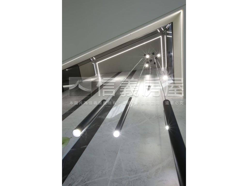 惠宇禮仁正黎明路燙金透店房屋室內格局與周邊環境