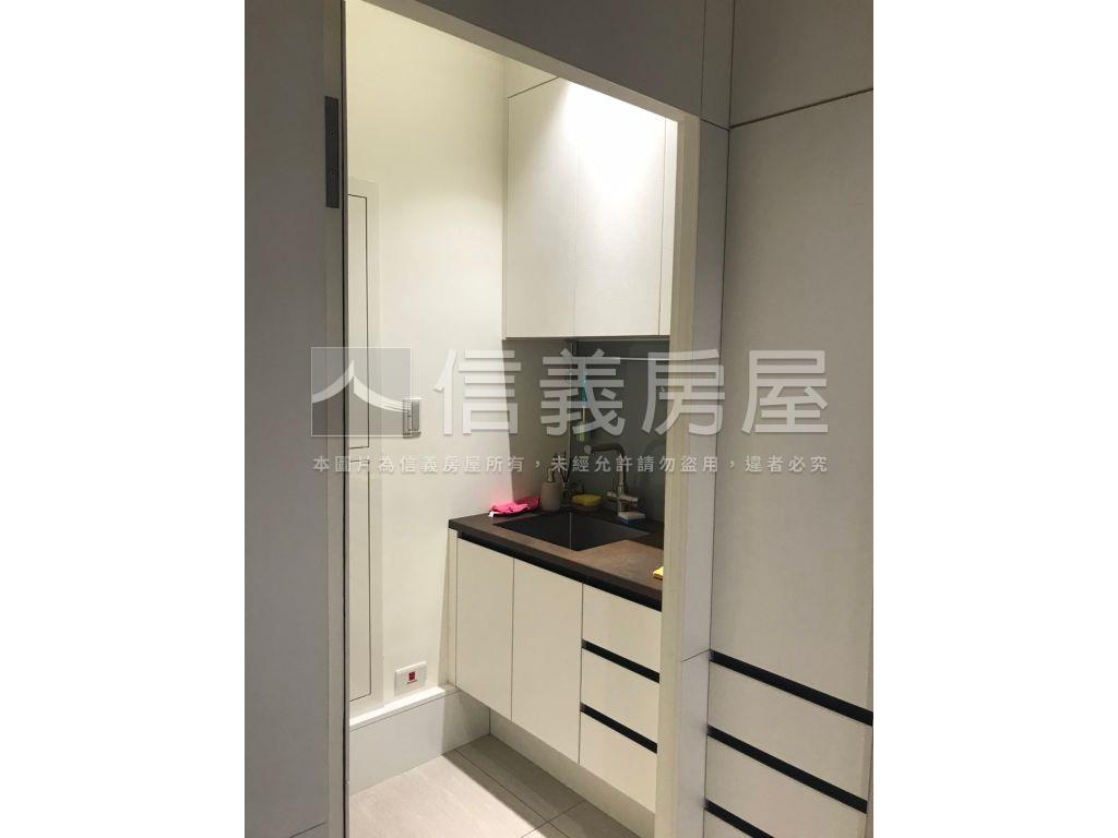 惠宇禮仁正黎明路燙金透店房屋室內格局與周邊環境