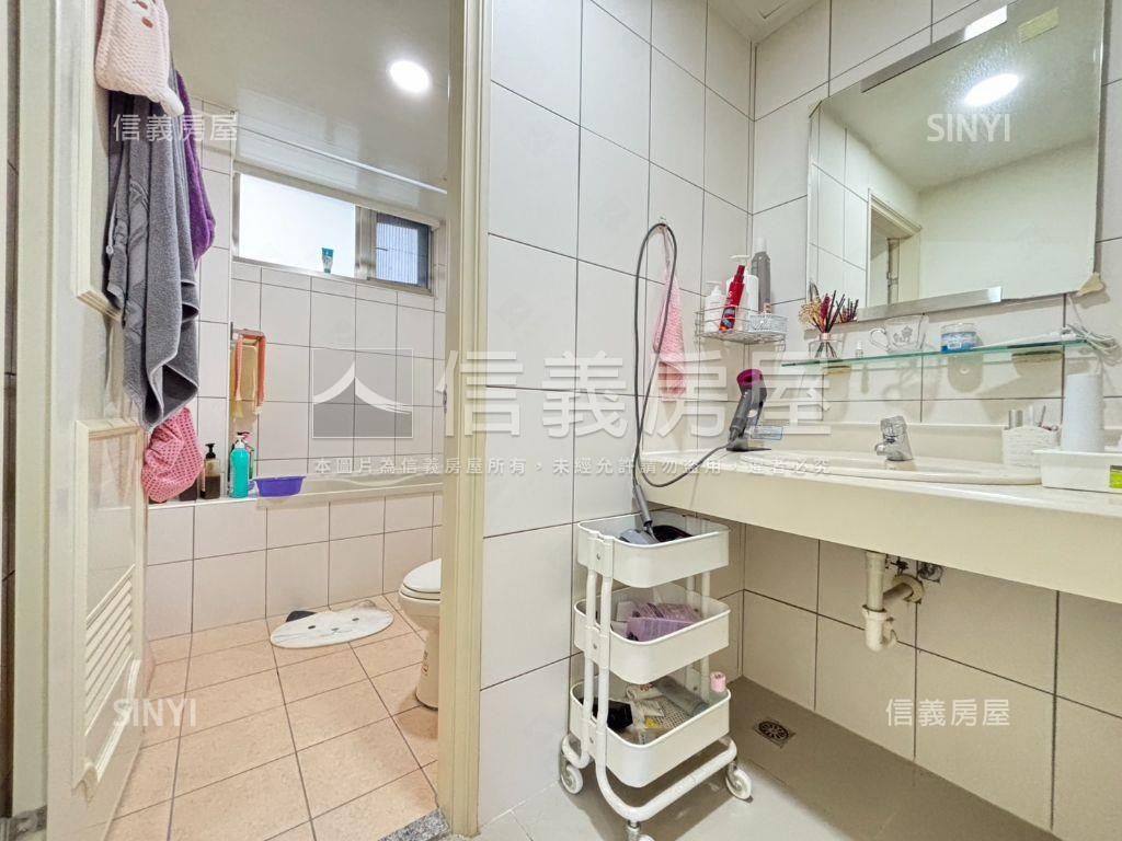龍安商圈稀有釋出☆富域房屋室內格局與周邊環境