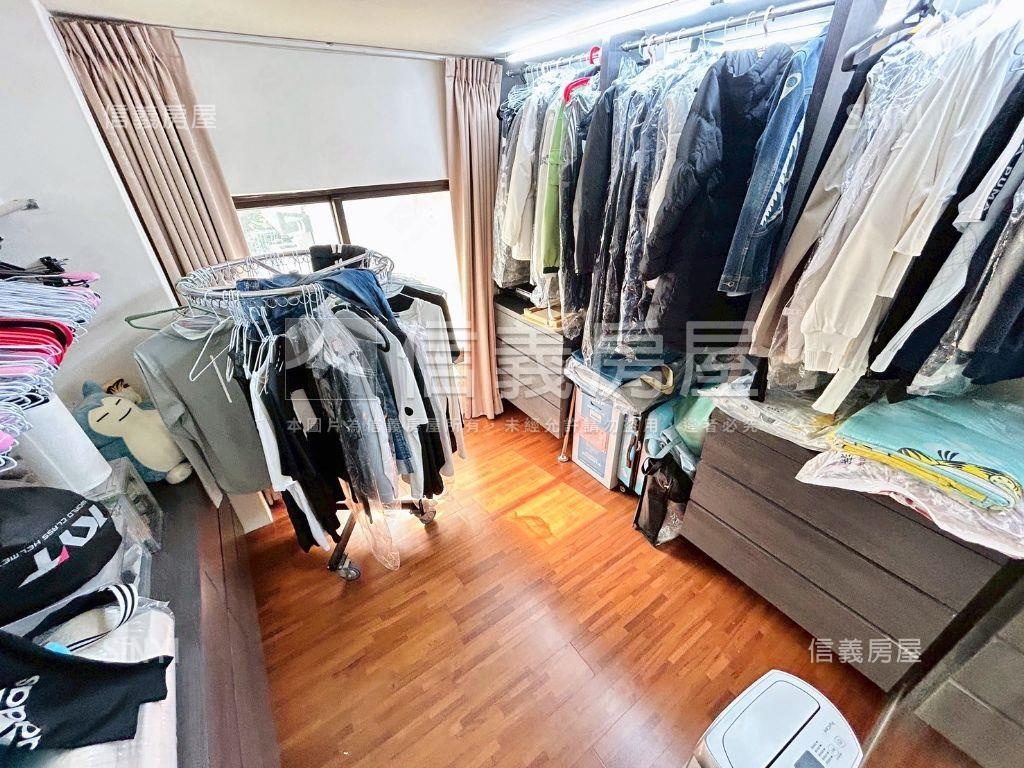 面樹海美裝潢大空間附平車房屋室內格局與周邊環境