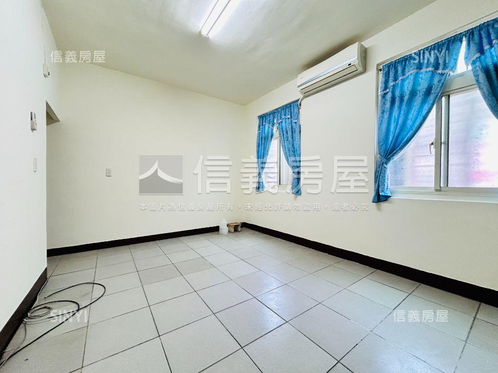 近捷運黃金三樓美寓房屋室內格局與周邊環境