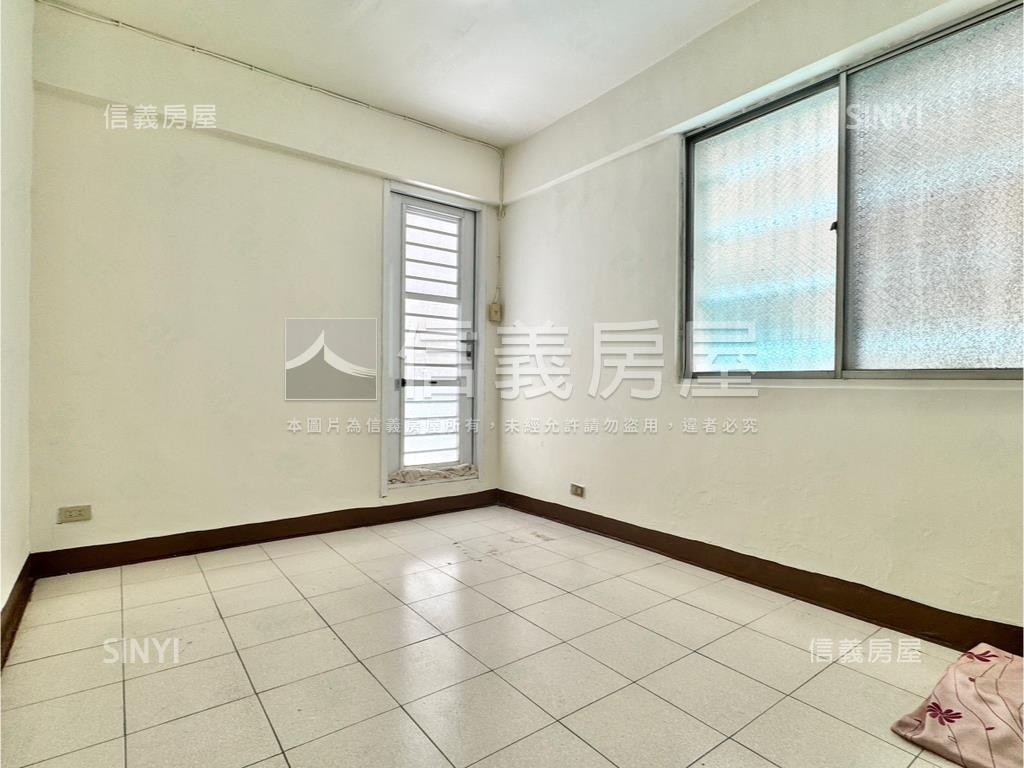 近三民街精華地段２Ｆ公寓房屋室內格局與周邊環境