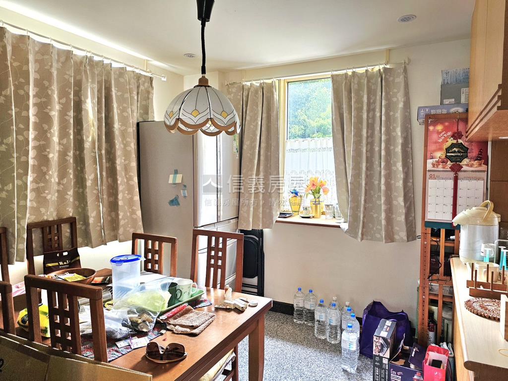 稀有石上清泉誠意出售房屋室內格局與周邊環境