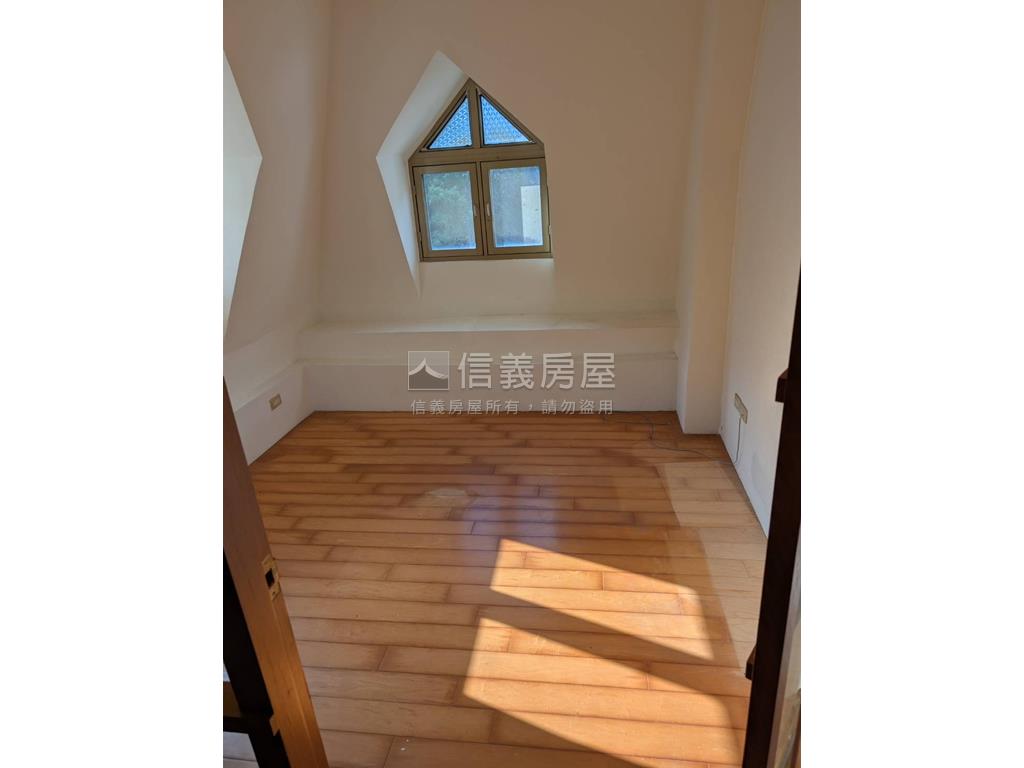 稀有石上清泉誠意出售房屋室內格局與周邊環境
