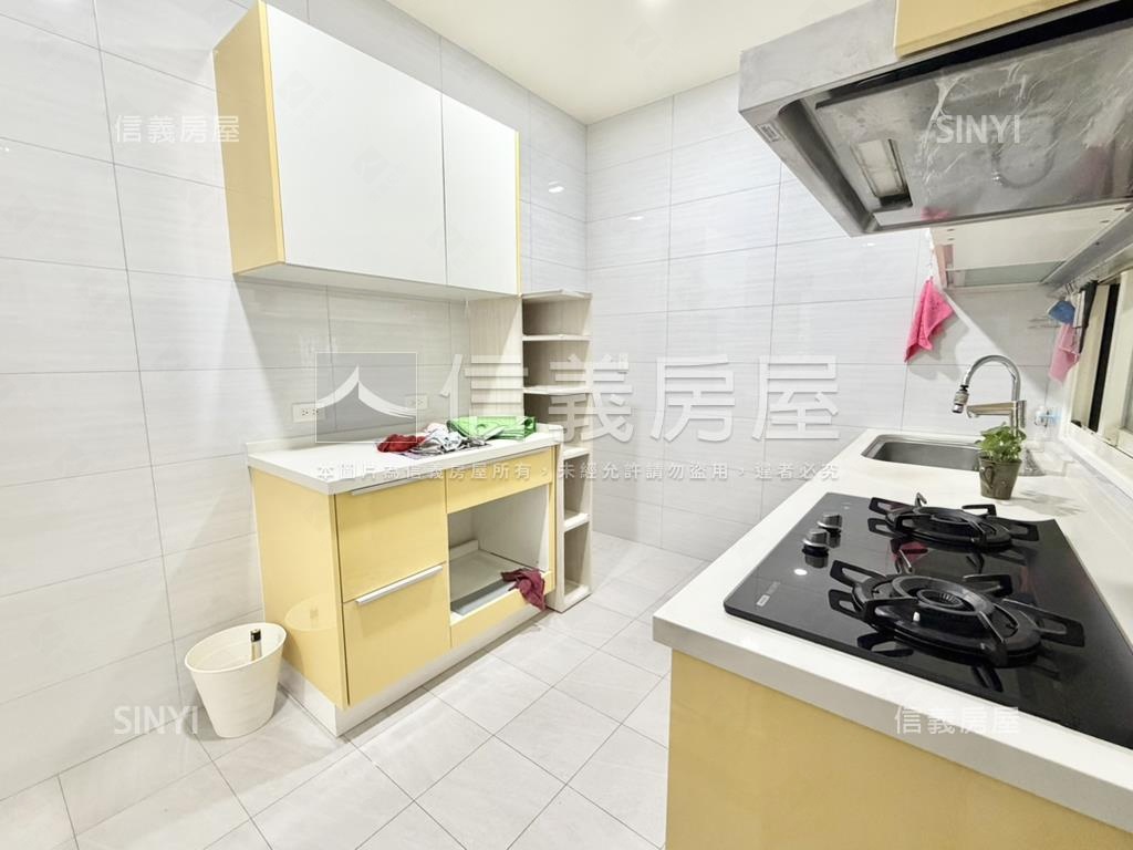 近環球˙邊間大空間房屋室內格局與周邊環境