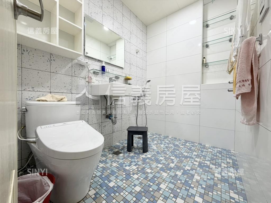 近環球˙邊間大空間房屋室內格局與周邊環境