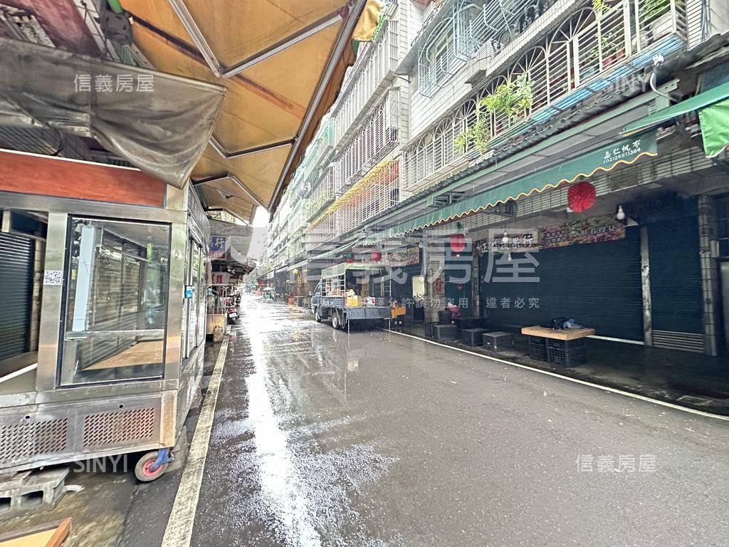 金賀稀少釋出６８號車位房屋室內格局與周邊環境
