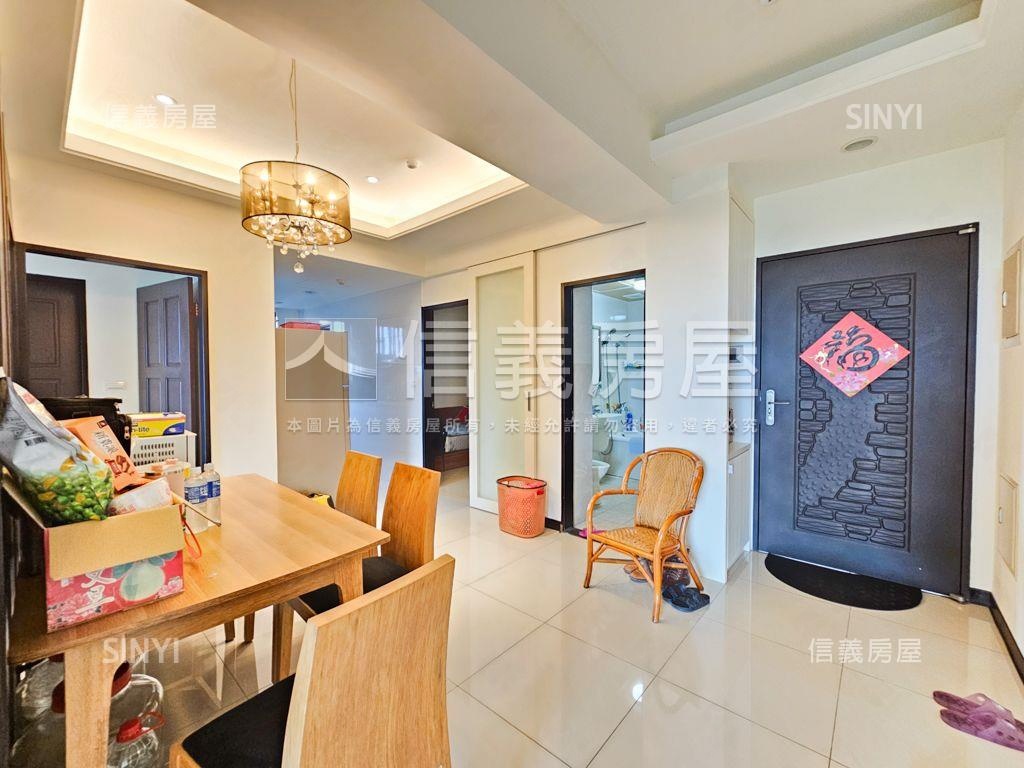 大清ＳＵＰＥＲ三房車位房屋室內格局與周邊環境