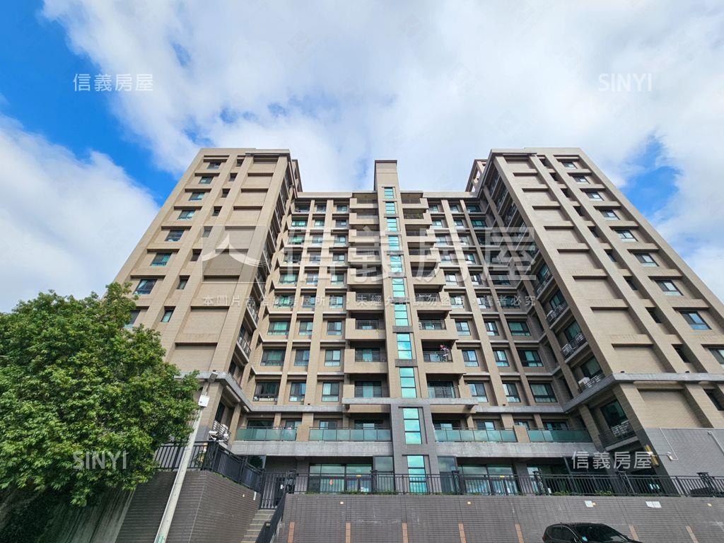 大清ＳＵＰＥＲ三房車位房屋室內格局與周邊環境