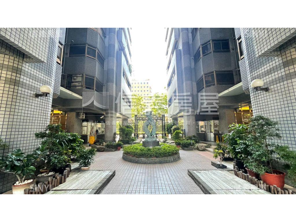 莎士比亞高樓景觀車位房屋室內格局與周邊環境