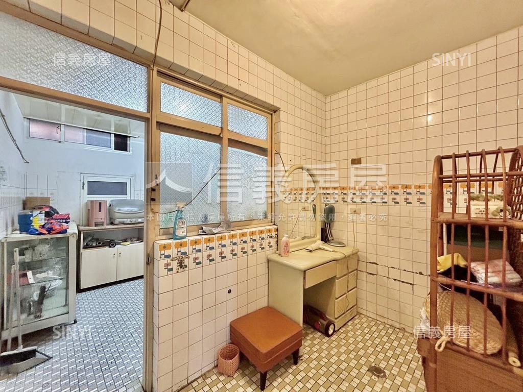 正關新商圈對面大庭院三房房屋室內格局與周邊環境