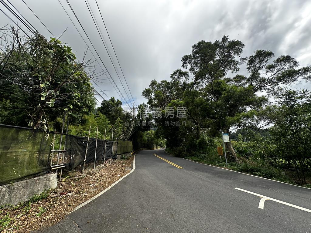 淡水小坪頂路旁優質土地房屋室內格局與周邊環境