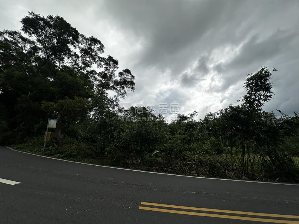 淡水小坪頂路旁優質土地房屋室內格局與周邊環境