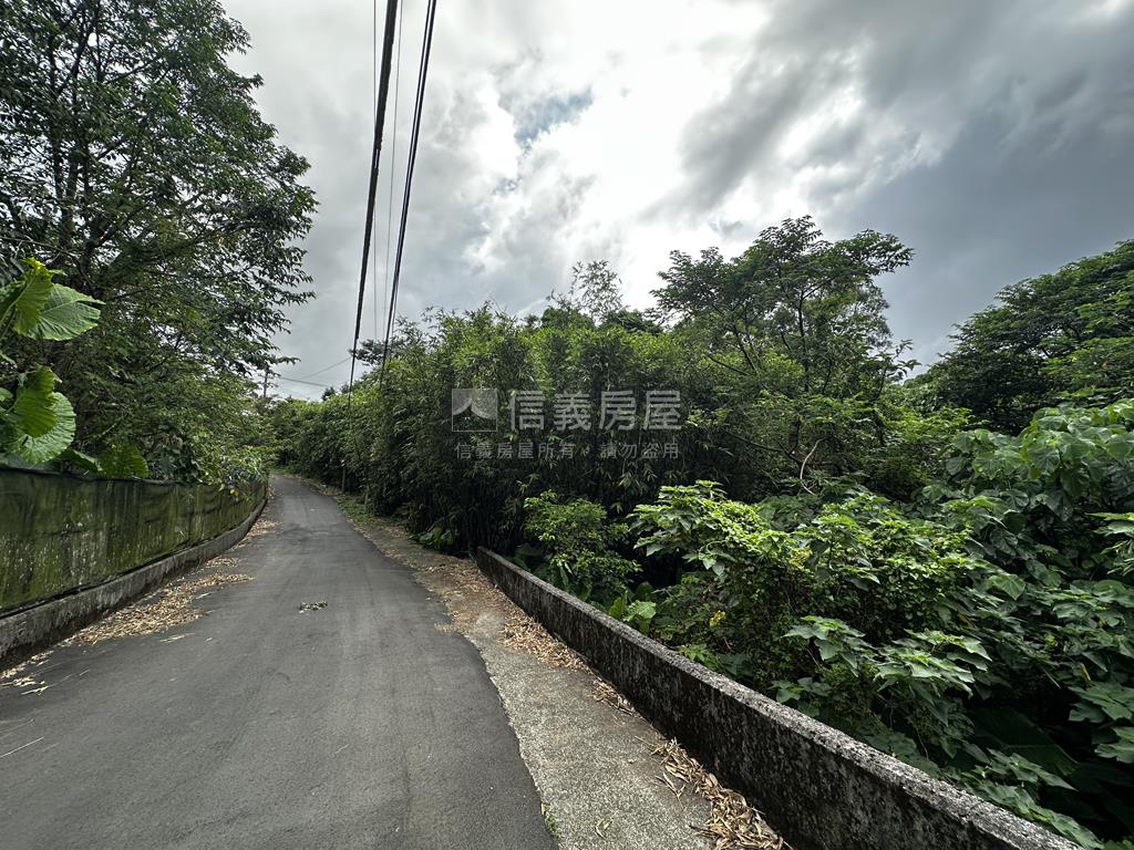 淡水小坪頂路旁優質土地房屋室內格局與周邊環境
