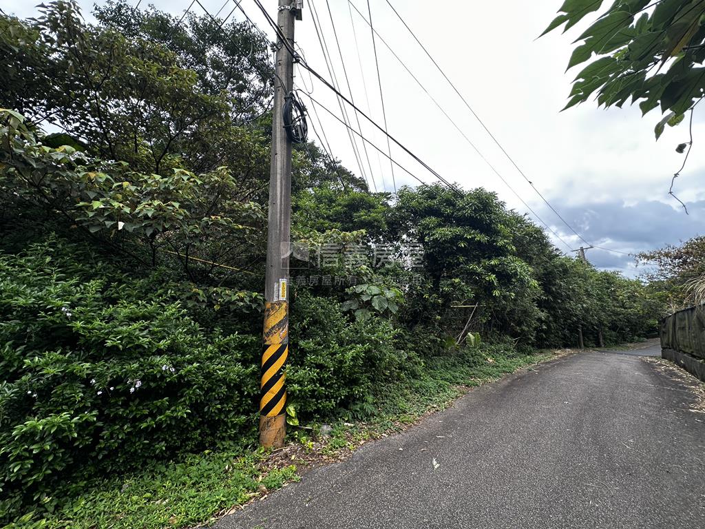 淡水小坪頂路旁優質土地房屋室內格局與周邊環境