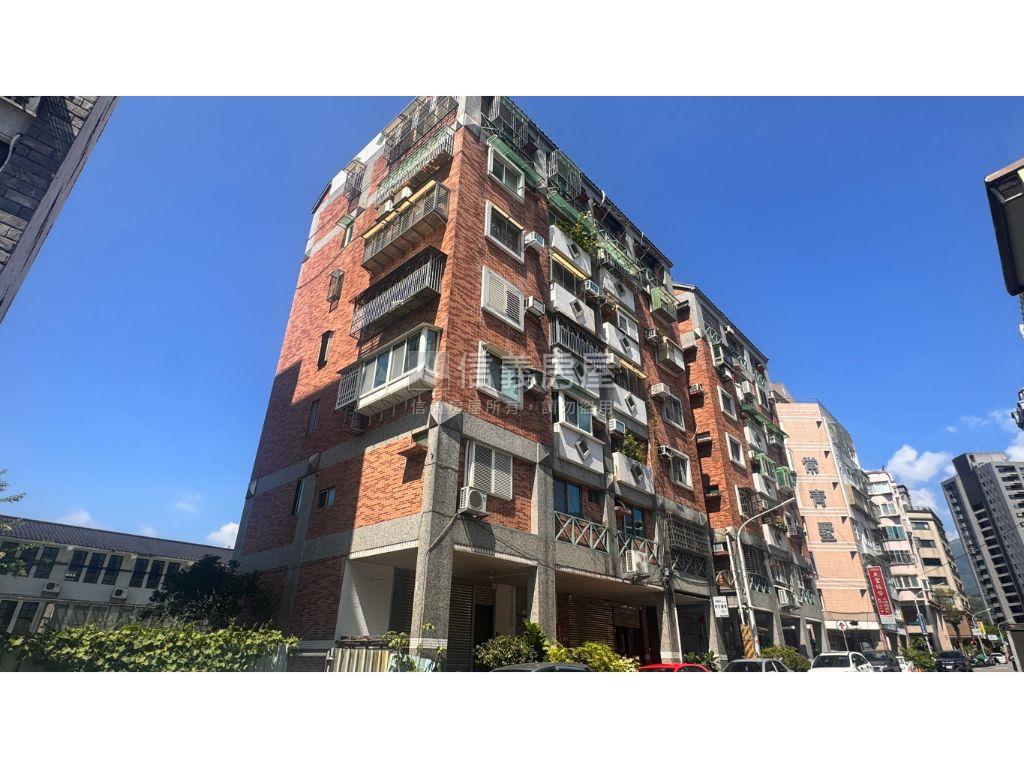 陽光高樓景觀溫泉美宅房屋室內格局與周邊環境