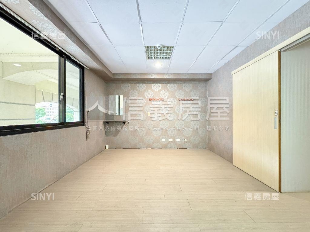 品藏縣治一期黃金透天店面房屋室內格局與周邊環境