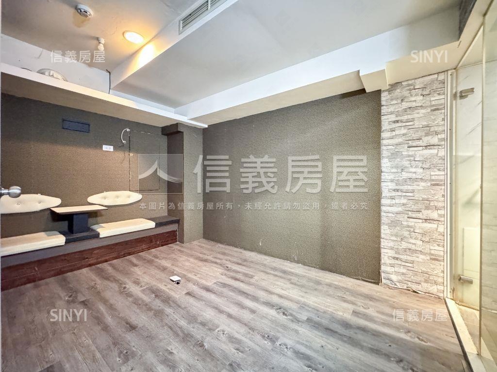 品藏縣治一期黃金透天店面房屋室內格局與周邊環境
