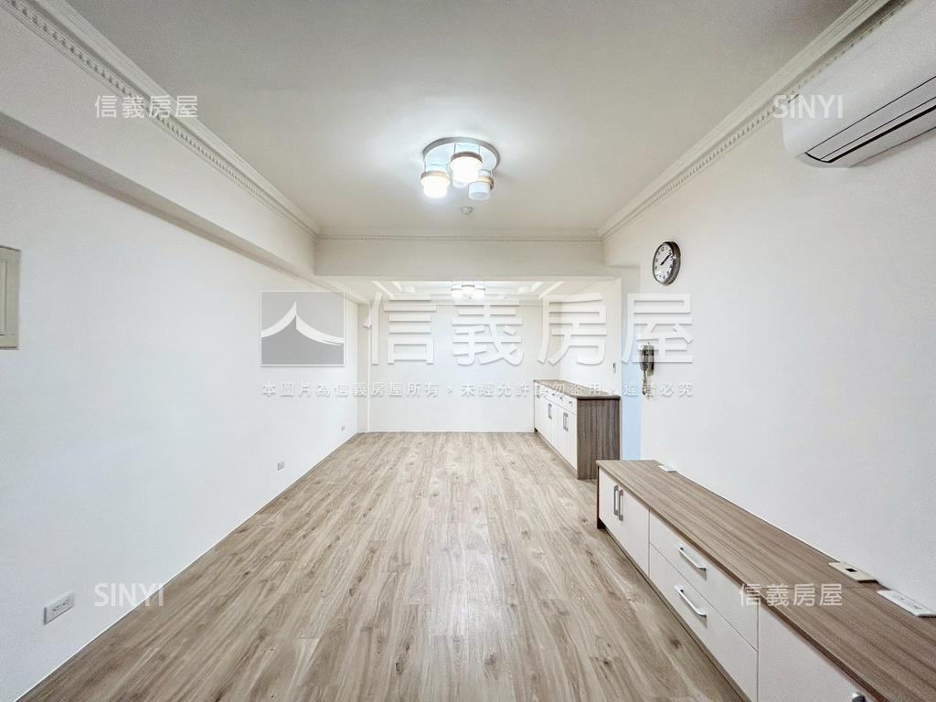 文化貴臨總圖旁電梯附車位房屋室內格局與周邊環境