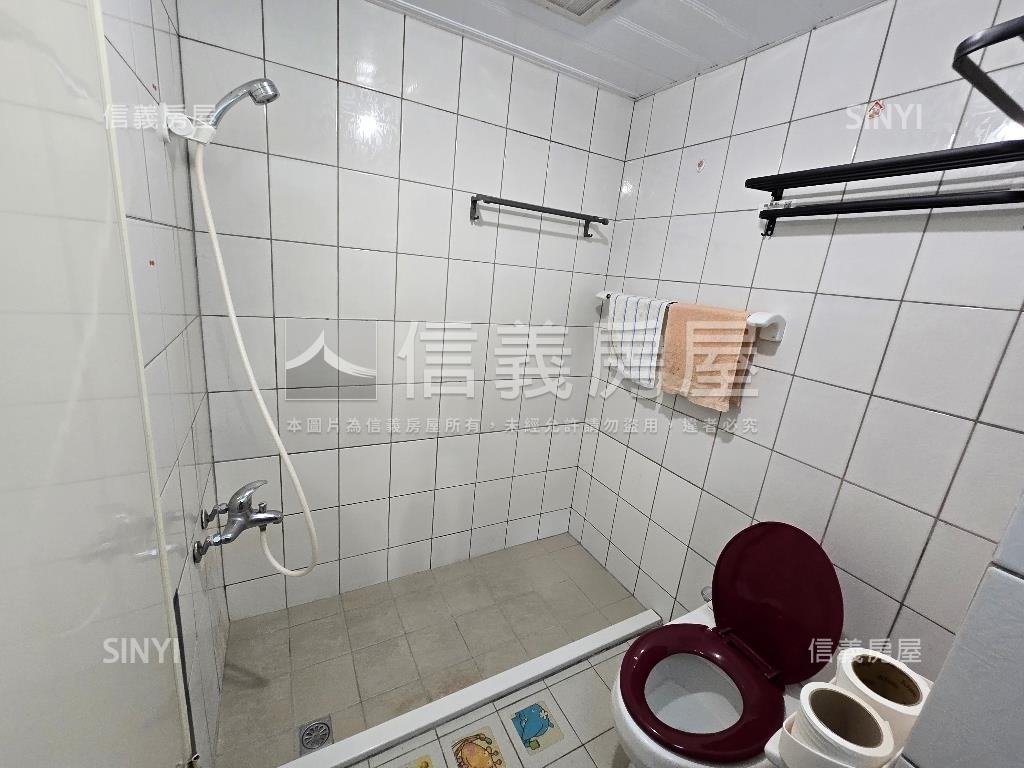 山海大地兩房一平面車位房屋室內格局與周邊環境