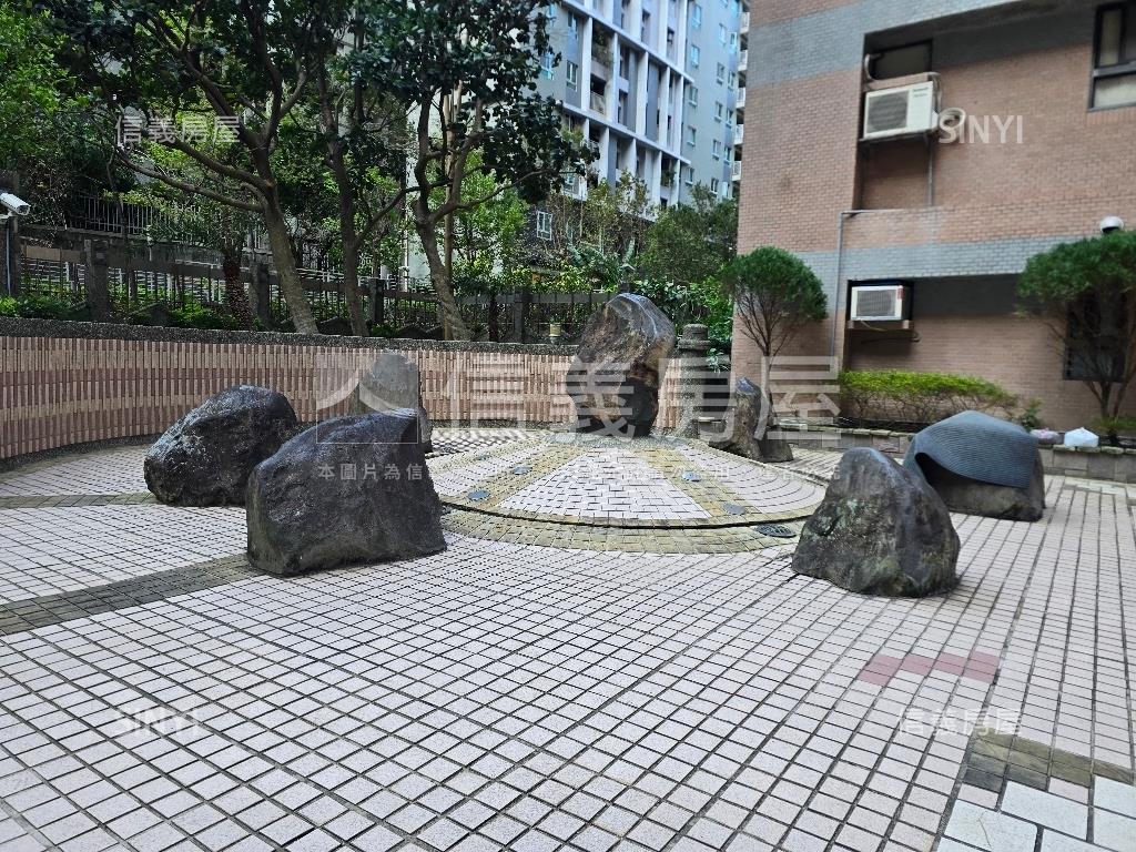 山海大地兩房一平面車位房屋室內格局與周邊環境