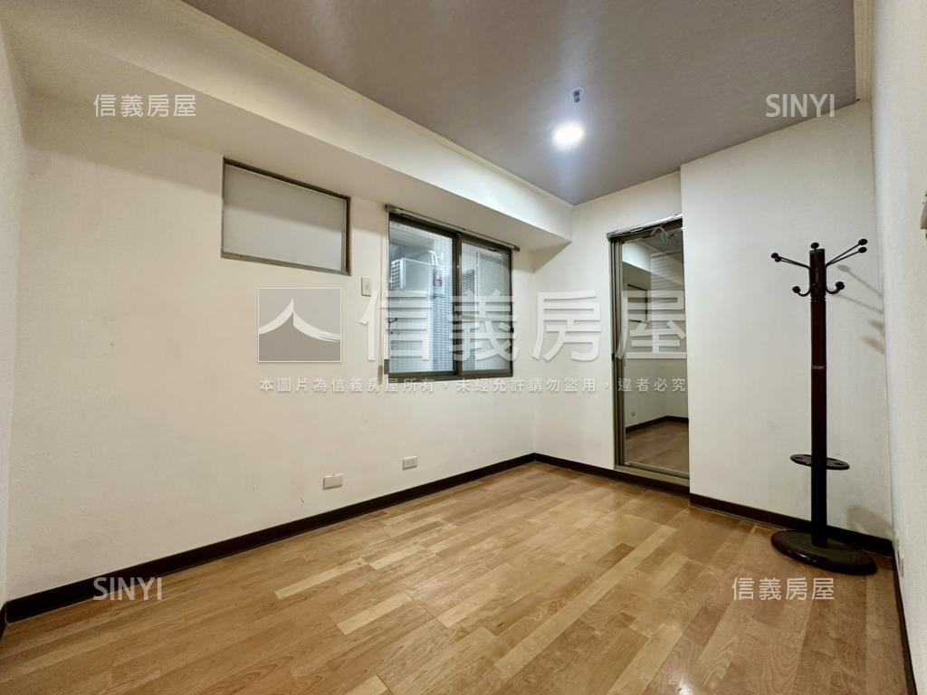 漫步運河高樓溫馨三房車位房屋室內格局與周邊環境