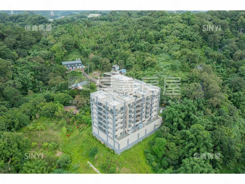 快來看寶山曼尼３兩房車位房屋室內格局與周邊環境