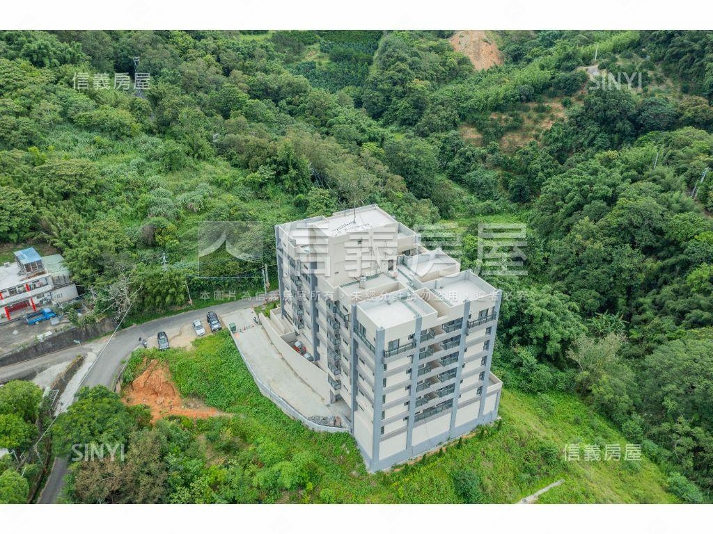 快來看寶山曼尼３兩房車位房屋室內格局與周邊環境
