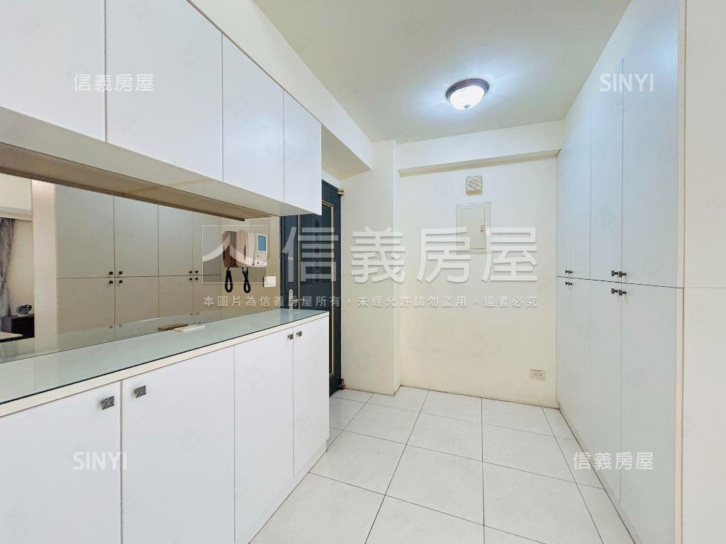 屋況好城品四房車位房屋室內格局與周邊環境