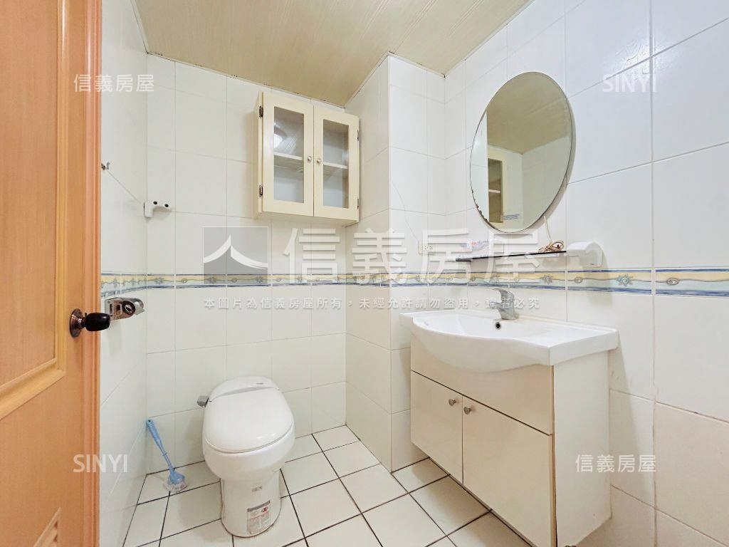 屋況好城品四房車位房屋室內格局與周邊環境