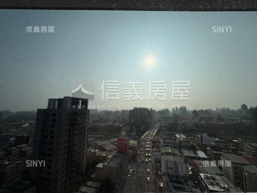 北屯東山路附車位大商辦房屋室內格局與周邊環境