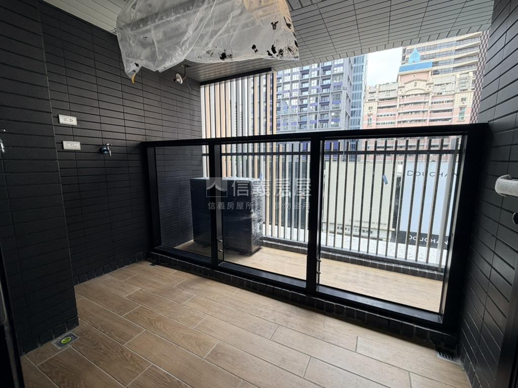 七期全新交屋紀汎希兩房房屋室內格局與周邊環境