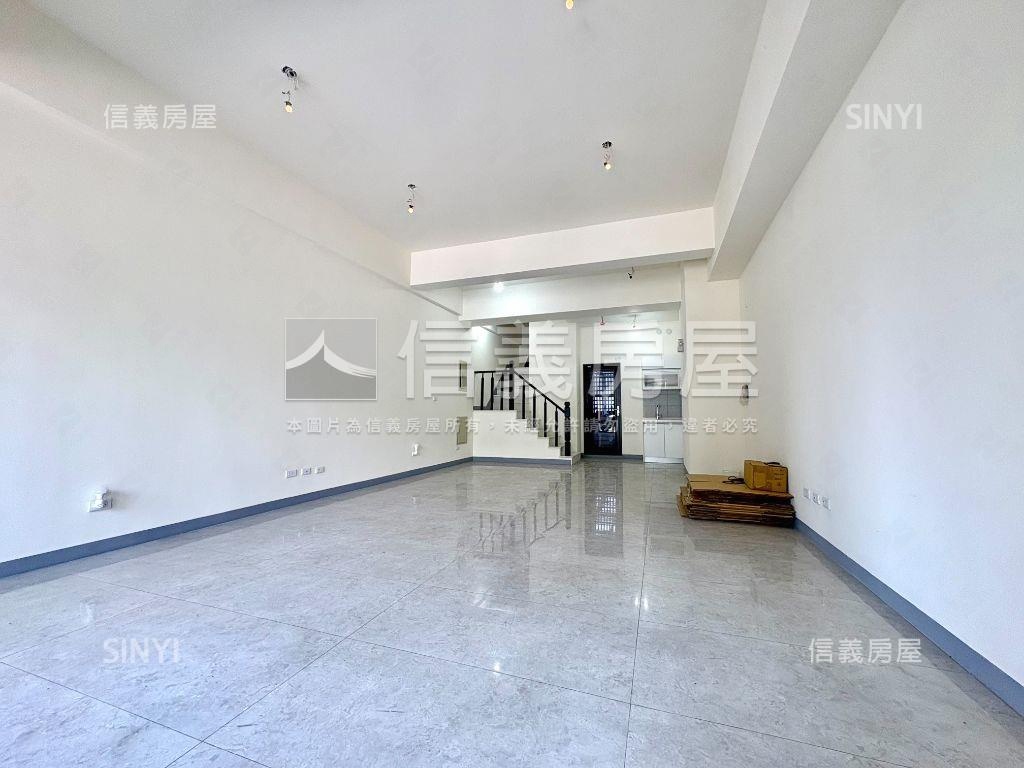輕屋齡中華二路顯眼金店房屋室內格局與周邊環境