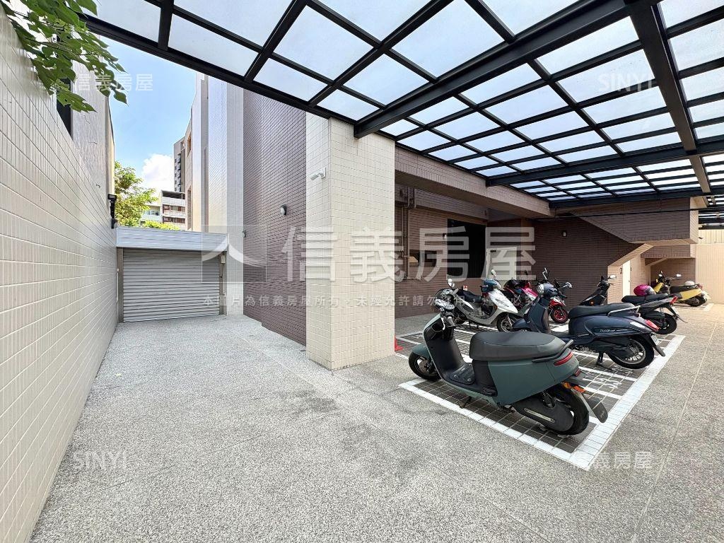 輕屋齡中華二路顯眼金店房屋室內格局與周邊環境