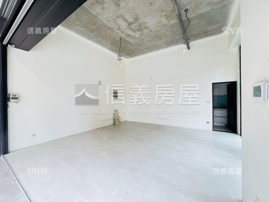 黃金三角窗清新優質店面房屋室內格局與周邊環境