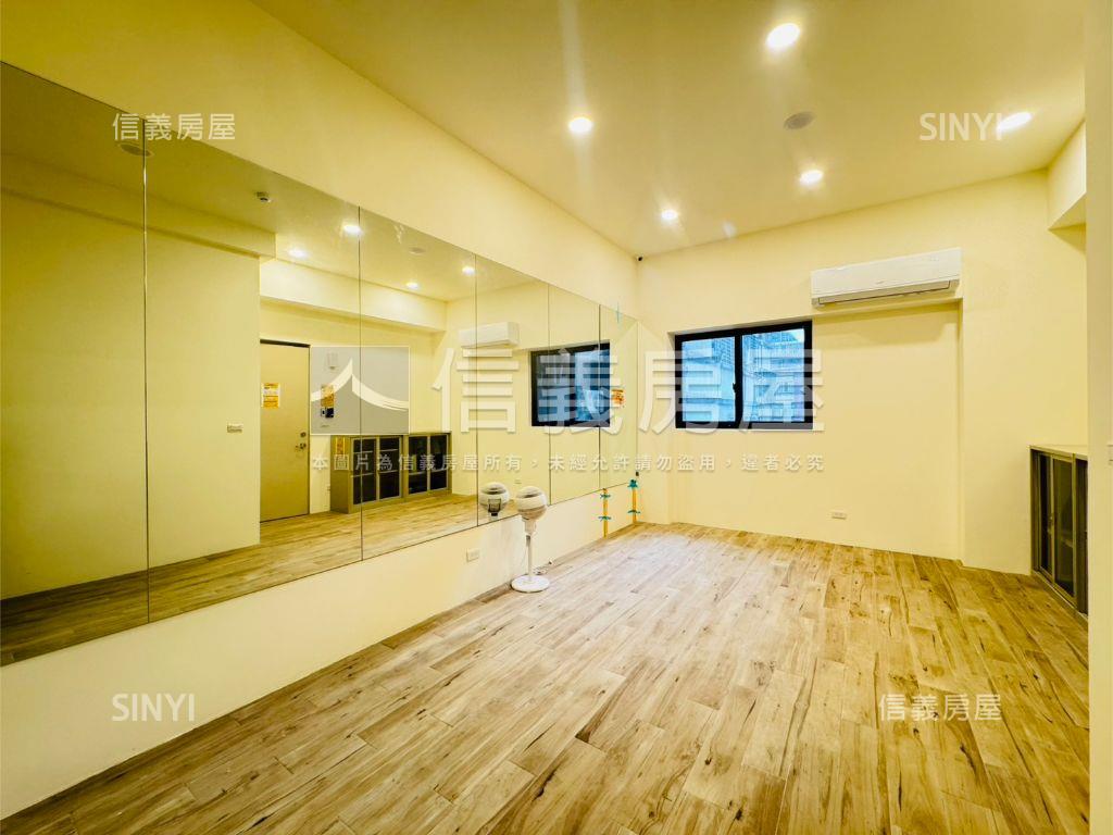 黃金三角窗清新優質店面房屋室內格局與周邊環境