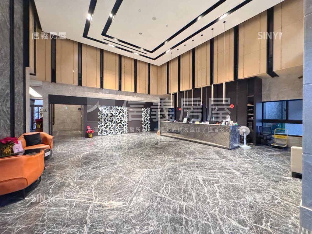 近捷運高醫兩房平車房屋室內格局與周邊環境