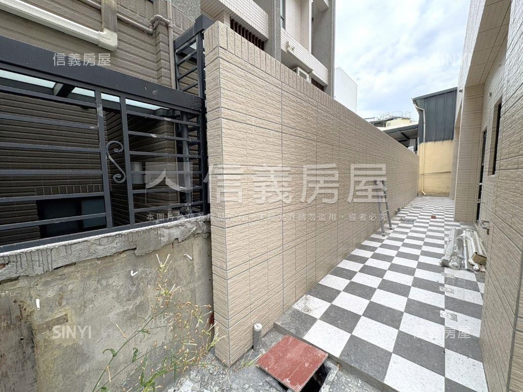 德賢商圈旺市住三用地房屋室內格局與周邊環境