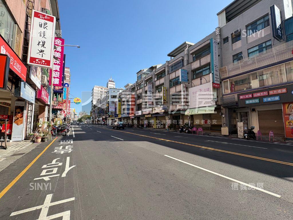 稀有釋出大面寬美村店面房屋室內格局與周邊環境