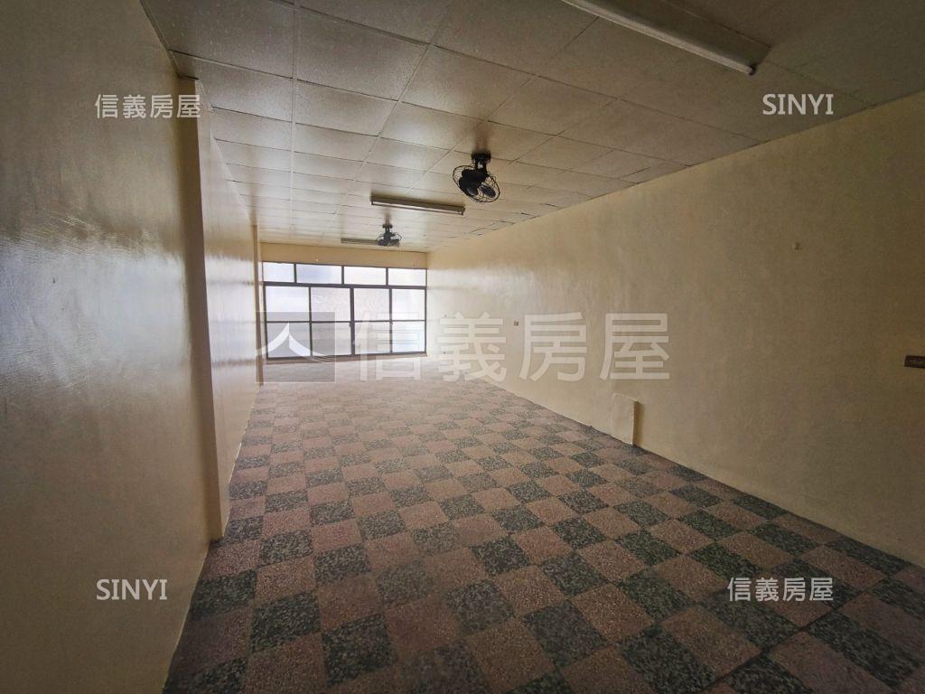 近宜欣社區臨路透天房屋室內格局與周邊環境