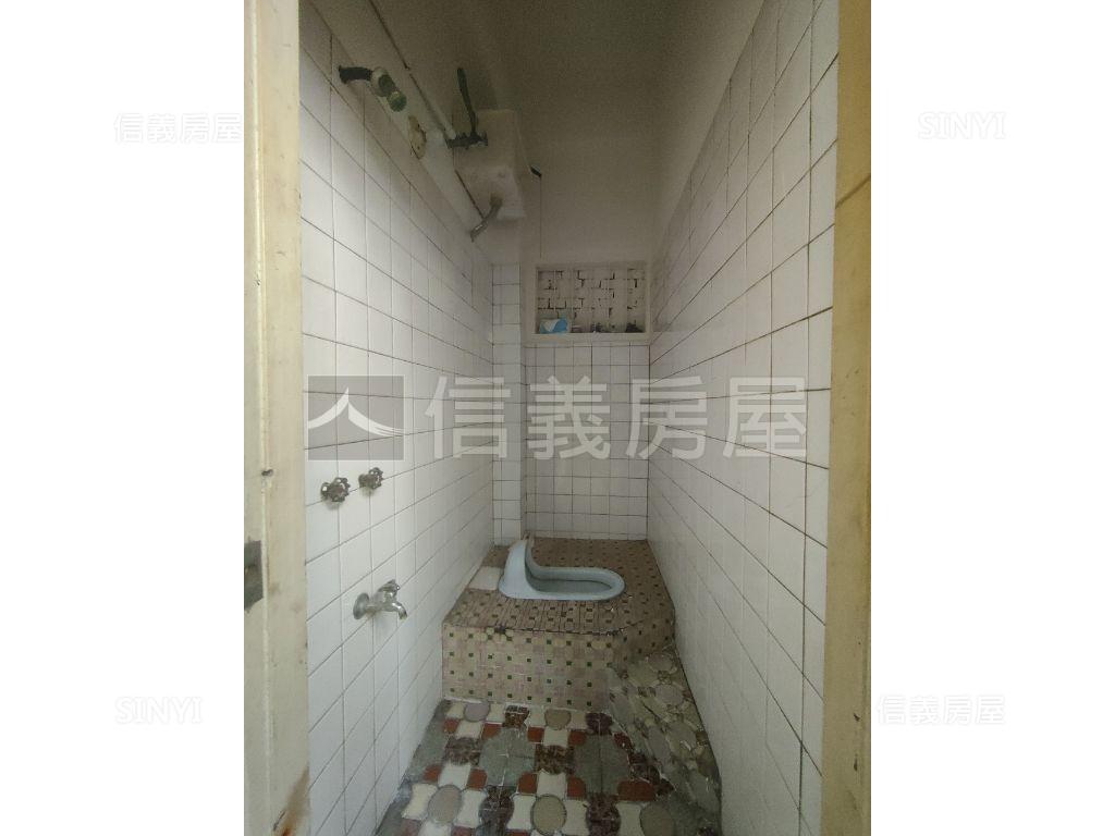 近宜欣社區臨路透天房屋室內格局與周邊環境